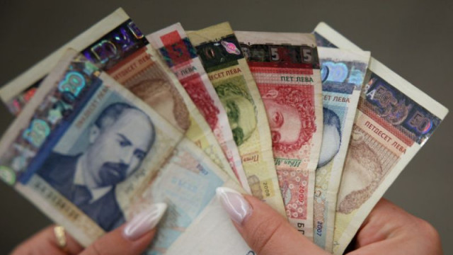 Общинските съветници в Пазарджик отказаха да си намалят заплатите преди предсрочния вот